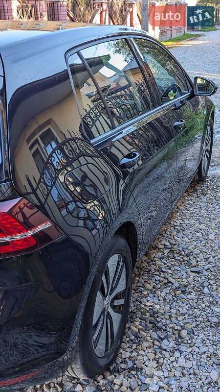 Хетчбек Volkswagen e-Golf 2014 в Івано-Франківську