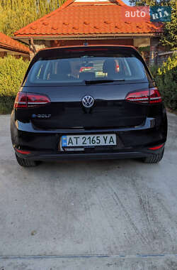 Хэтчбек Volkswagen e-Golf 2014 в Ивано-Франковске