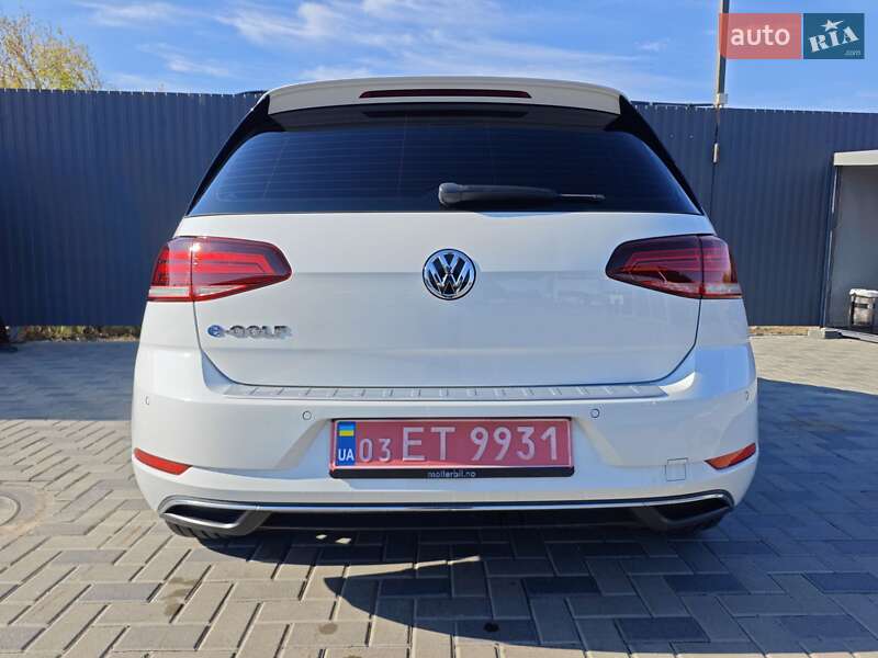 Хетчбек Volkswagen e-Golf 2017 в Полтаві