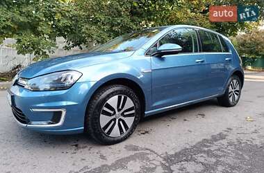 Volkswagen e-Golf 2016