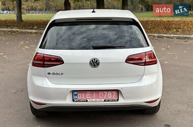 Хетчбек Volkswagen e-Golf 2015 в Рівному