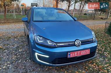 Хэтчбек Volkswagen e-Golf 2016 в Львове