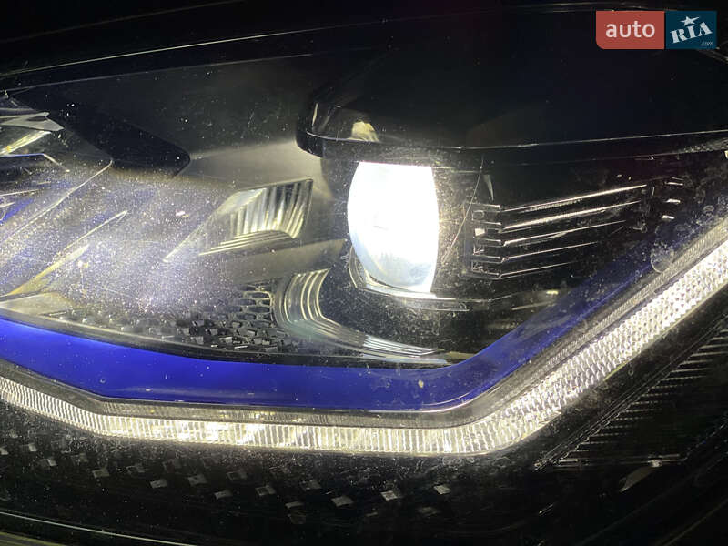 Хэтчбек Volkswagen e-Golf 2017 в Днепре фото 32 Хэтчбек Volkswagen e-Golf 2017 в Днепре