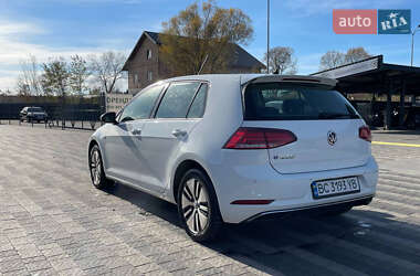 Хэтчбек Volkswagen e-Golf 2017 в 