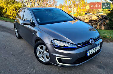 Volkswagen e-Golf 2015