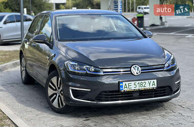 Volkswagen e-Golf 2019