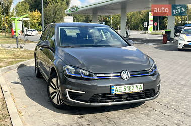 Хетчбек Volkswagen e-Golf 2019 в Кам'янському