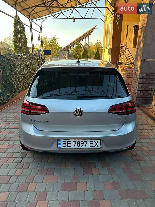 Хетчбек Volkswagen e-Golf 2016 в Миколаєві
