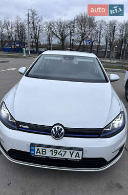 Хэтчбек Volkswagen e-Golf 2014 в Виннице