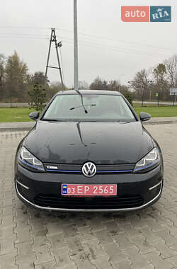 Volkswagen e-Golf 2015