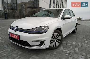 Хетчбек Volkswagen e-Golf 2015 в Дніпрі