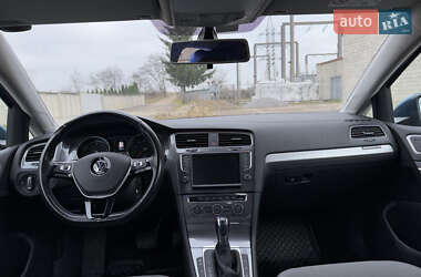 Хэтчбек Volkswagen e-Golf 2015 в Тернополе