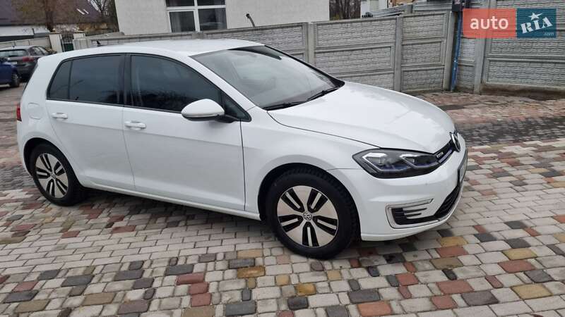 Хэтчбек Volkswagen e-Golf 2020 в Василькове