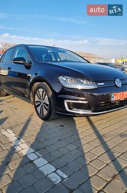 Хэтчбек Volkswagen e-Golf 2016 в Черновцах