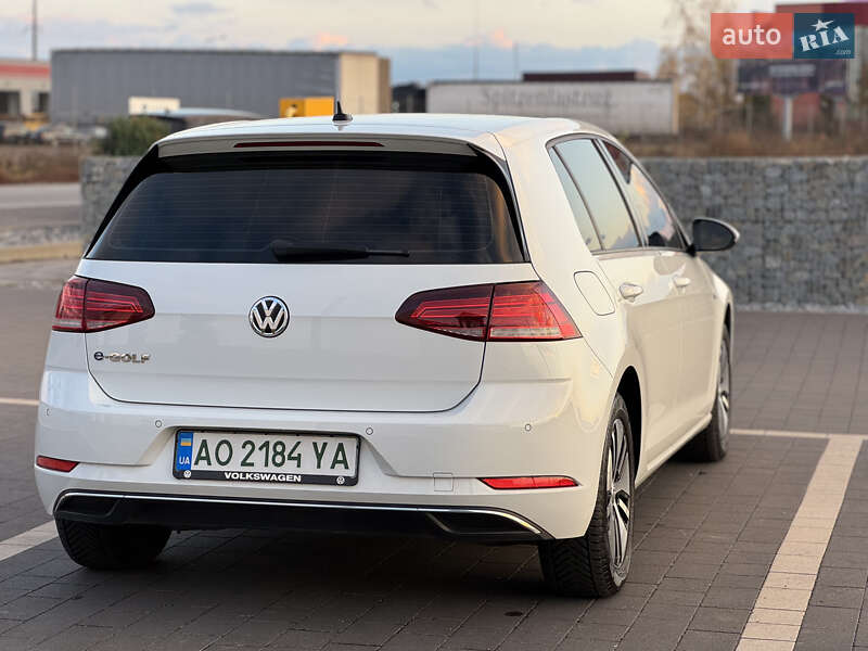 Хэтчбек Volkswagen e-Golf 2020 в Мукачево