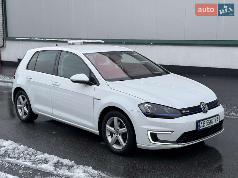 Хетчбек Volkswagen e-Golf 2015 в Вінниці