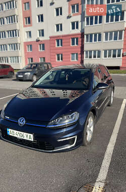 Volkswagen e-Golf 2016