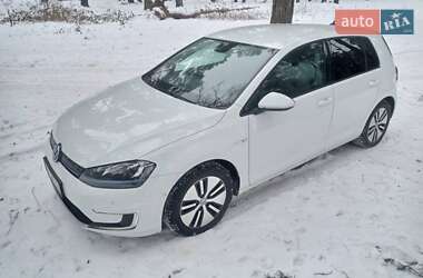 Хетчбек Volkswagen e-Golf 2014 в Житомирі