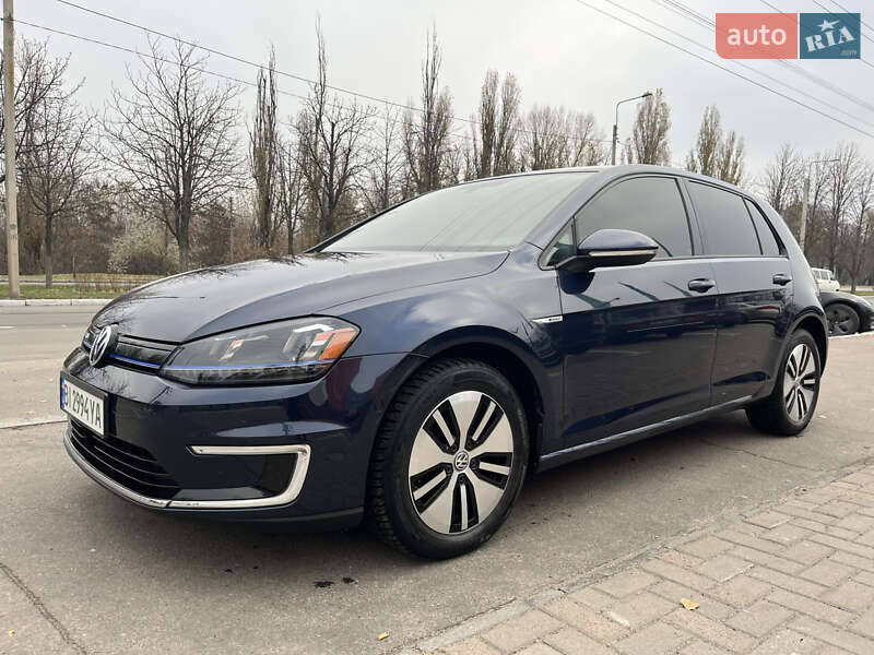 Хэтчбек Volkswagen e-Golf 2016 в Кременчуге