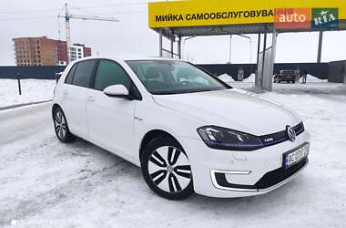 Хетчбек Volkswagen e-Golf 2016 в Луцьку