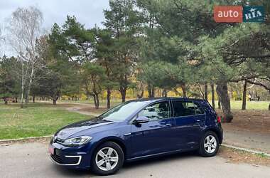 Хетчбек Volkswagen e-Golf 2017 в Дніпрі