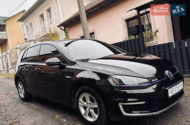 Хетчбек Volkswagen e-Golf 2014 в Чернівцях