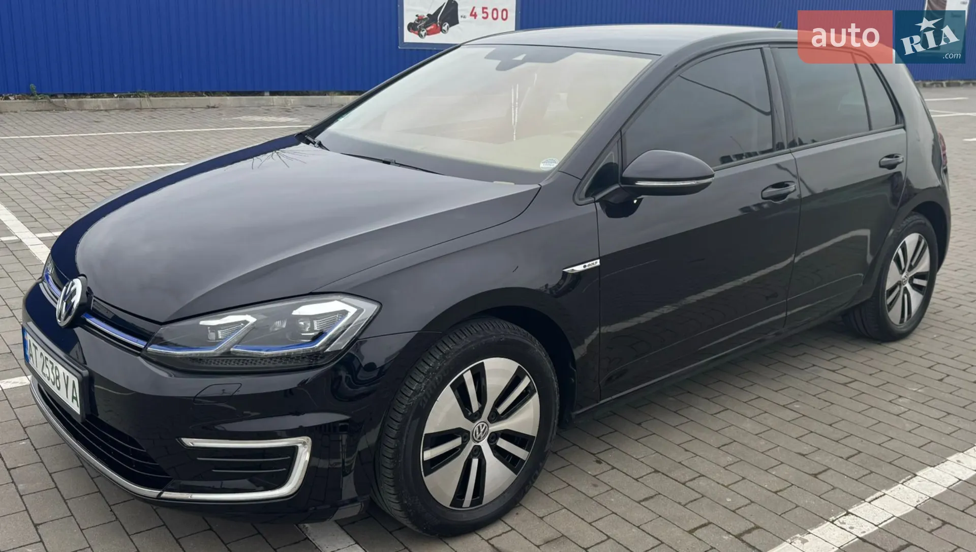 2019 Volkswagen Golf - мініатюра 2