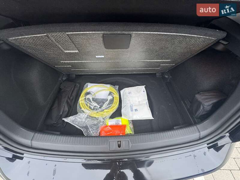 Хетчбек Volkswagen e-Golf 2019 в Калуші