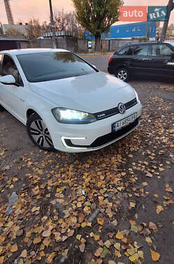 Volkswagen e-Golf 2014