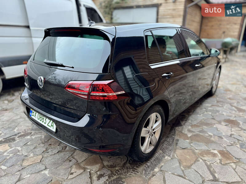 Хетчбек Volkswagen e-Golf 2015 в Кам'янець-Подільському