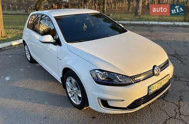 Хетчбек Volkswagen e-Golf 2015 в Кременчуці