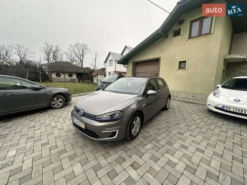 Хэтчбек Volkswagen e-Golf 2014 в Тернополе