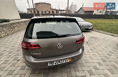 Хэтчбек Volkswagen e-Golf 2014 в Тернополе