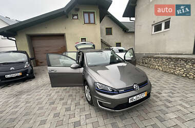 Хэтчбек Volkswagen e-Golf 2014 в Тернополе