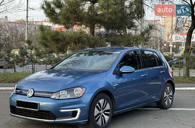 Volkswagen e-Golf 2016 Volkswagen e-Golf 2016