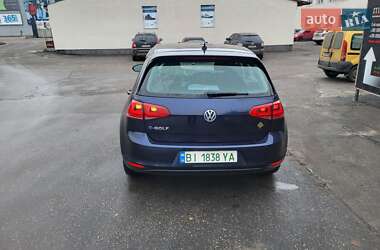 Хетчбек Volkswagen e-Golf 2015 в Полтаві