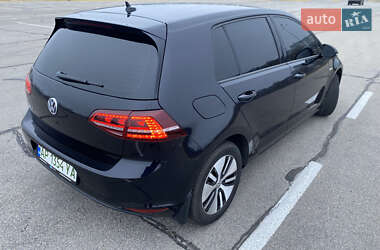 Хетчбек Volkswagen e-Golf 2015 в Запоріжжі