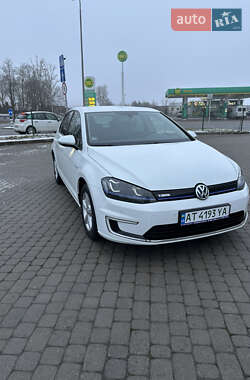 Хетчбек Volkswagen e-Golf 2014 в Івано-Франківську