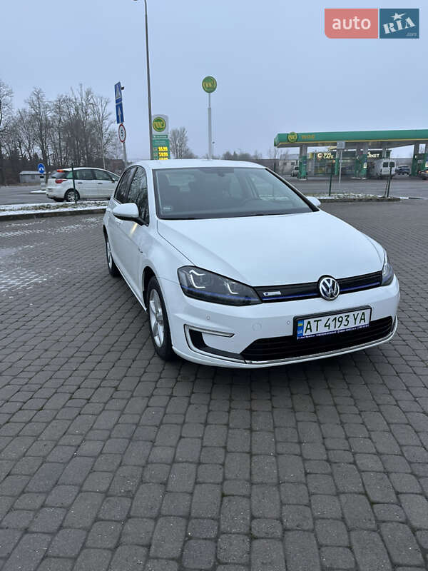 Хэтчбек Volkswagen e-Golf 2014 в Ивано-Франковске