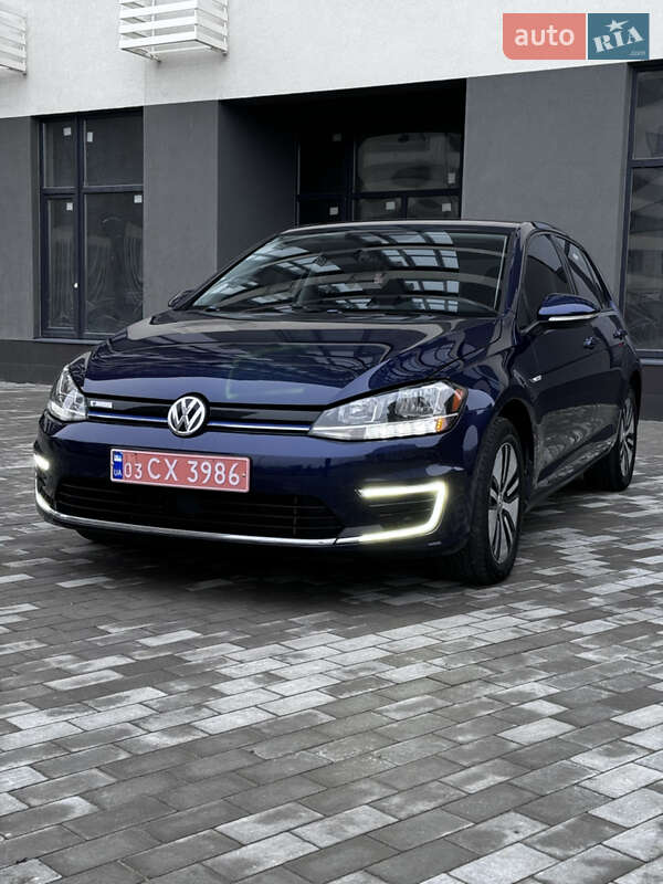 Хетчбек Volkswagen e-Golf 2019 в Києві