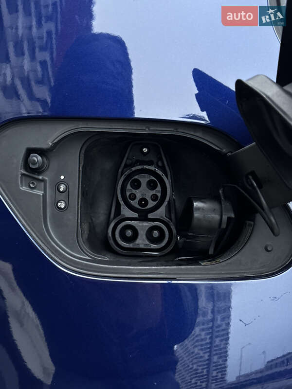Хетчбек Volkswagen e-Golf 2019 в Києві