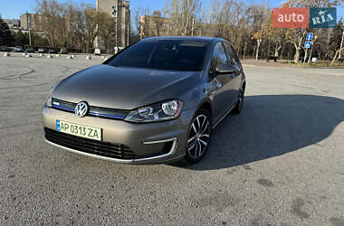 Хетчбек Volkswagen e-Golf 2016 в Запоріжжі