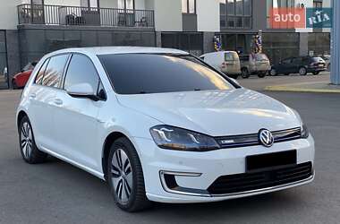 Хетчбек Volkswagen e-Golf 2016 в Ужгороді