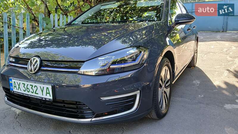 Хэтчбек Volkswagen e-Golf 2020 в Харькове