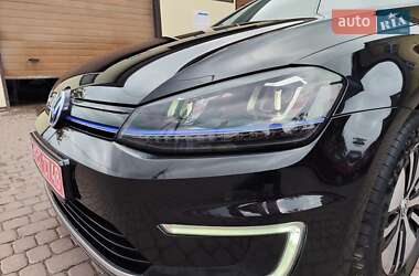 Хэтчбек Volkswagen e-Golf 2015 в 