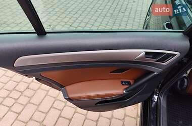 Хэтчбек Volkswagen e-Golf 2015 в 
