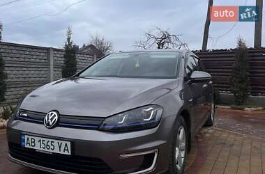 Volkswagen e-Golf 2015