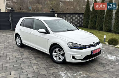 Хетчбек Volkswagen e-Golf 2015 в Рівному