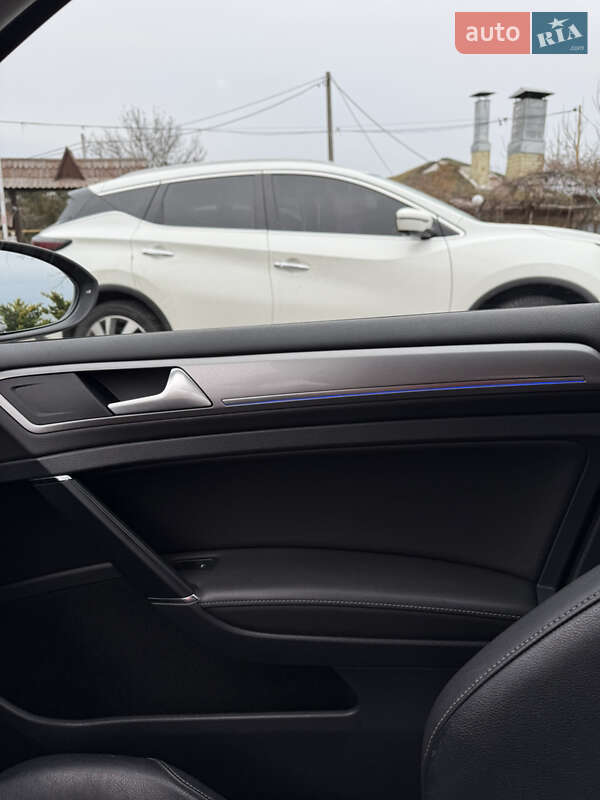 Хэтчбек Volkswagen e-Golf 2014 в Одессе