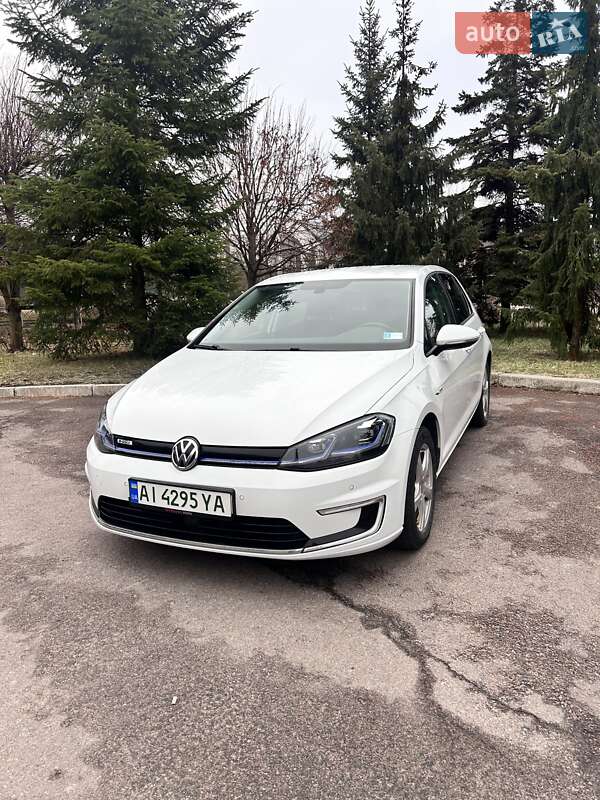 Volkswagen e-Golf 2017